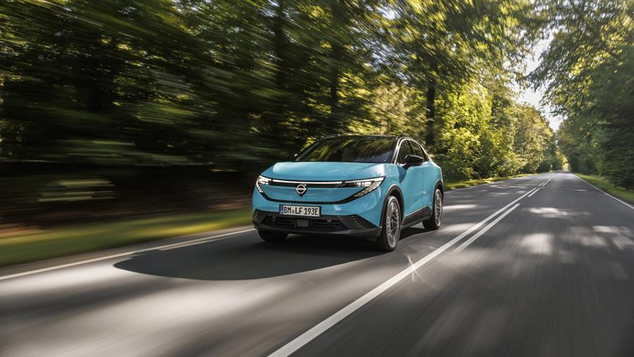 Nissan rondt kaap van 1,25 miljoen geëlektrificeerde wagens