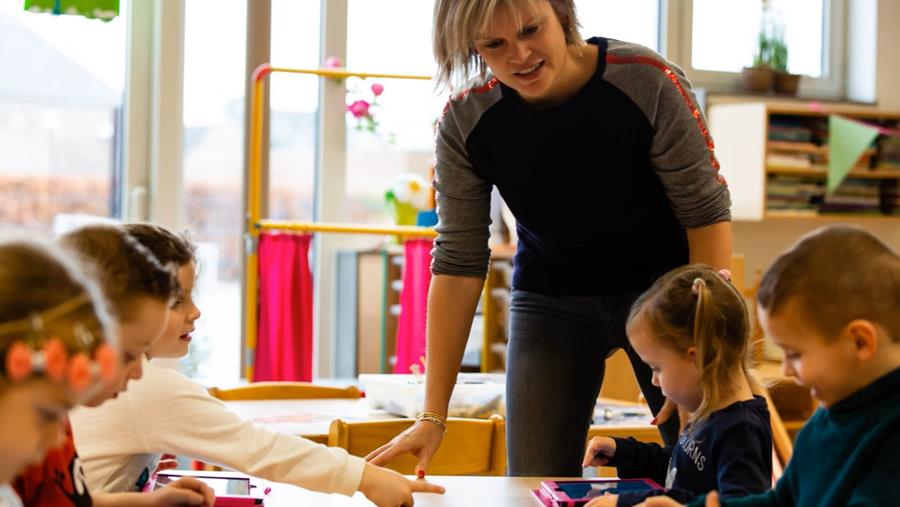 Vier op de tien directeurs nog op zoek naar een leraar