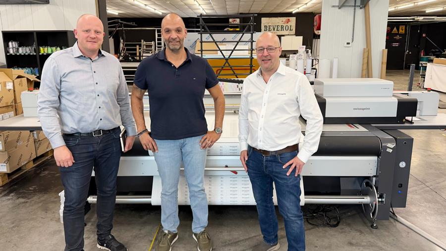 Cube Création: “Meer productie in eigen huis met refurbished vlakbedprinter”