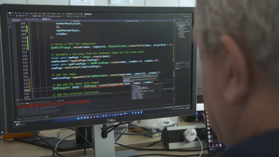 Hybrid Software Helix lanceert Mako Core 9