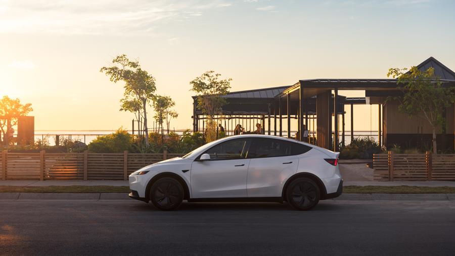 Stekkerauto's groeien, maar Europa rijdt op twee snelheden