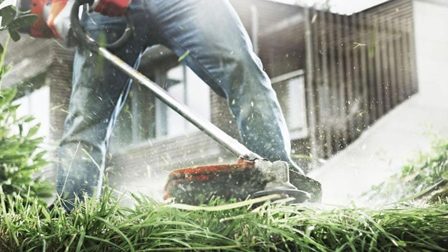 Hoe gebruik je een grastrimmer?