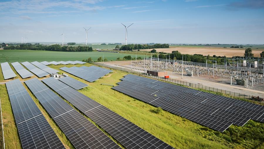 La ligne à grande vitesse « Louvain - Liège » alimentée par l'énergie solaire