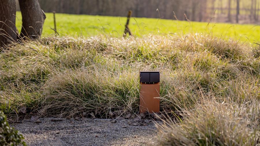 Niko lance la borne de jardin Niko Hydro « essential » en acier corten