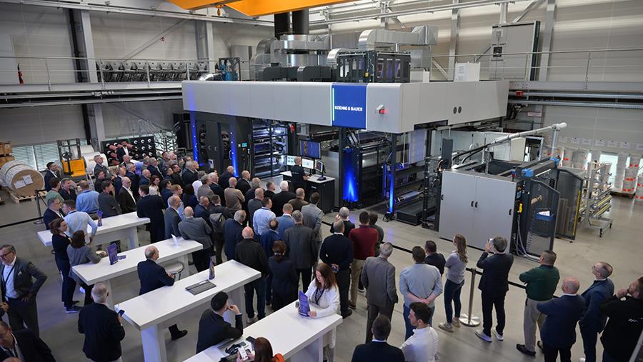 Koenig & Bauer demonstreert nieuwe CI-flexopers in Würzburg