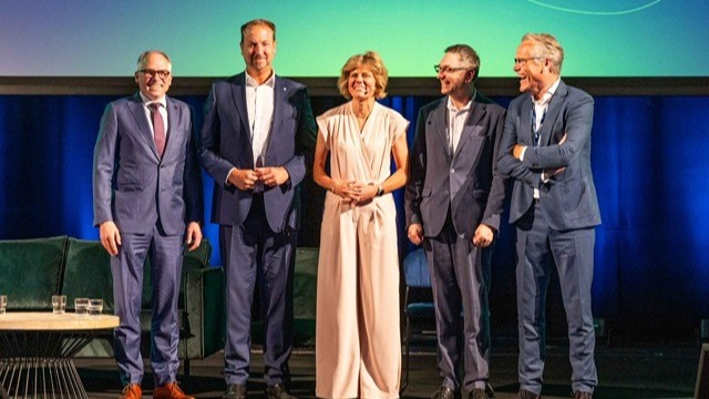 Une lettre d'intention renforce la coopération transrégionale entre les centres de recherche