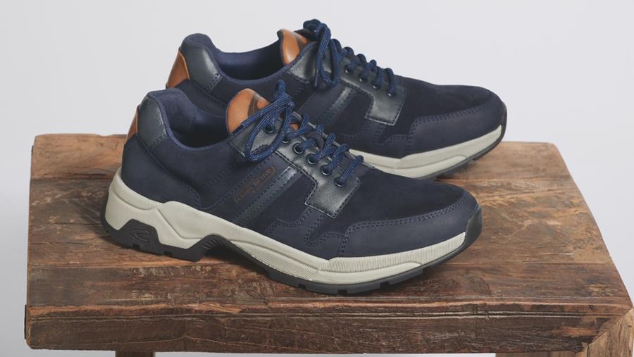 The 2021 spring/summer collection echoes the idea of casual outdoor outfits for women and men and rounds off all apparel styles.